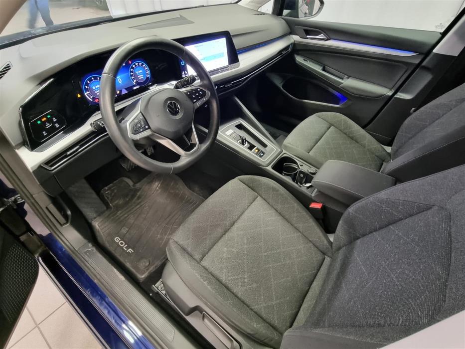 VOLKSWAGEN Golf 2022