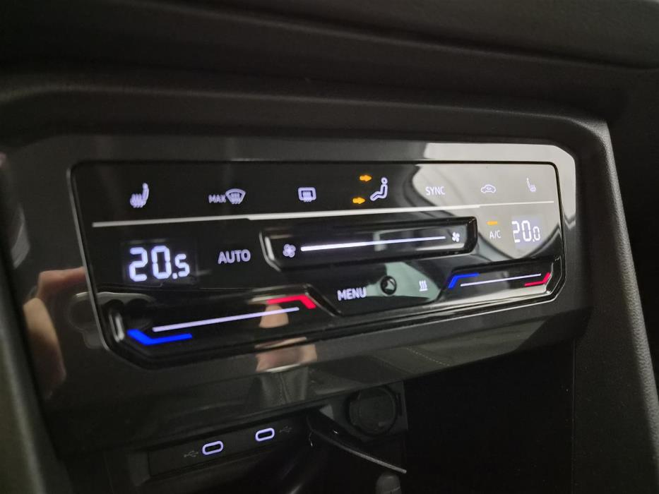 VOLKSWAGEN Tiguan 2022