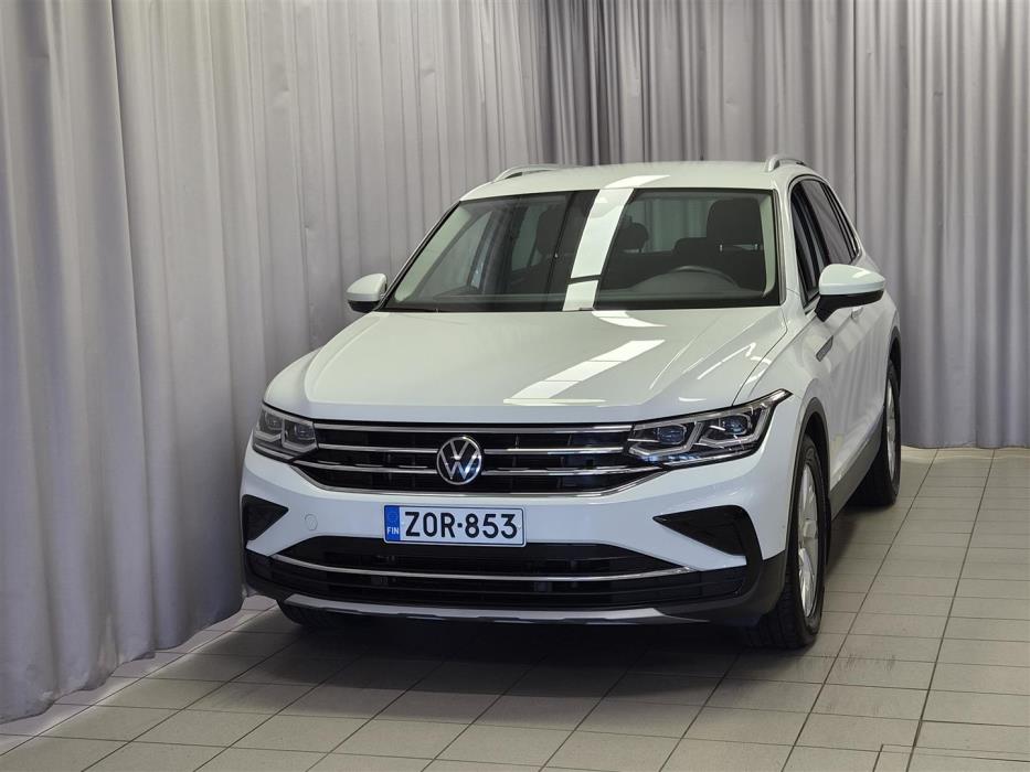 VOLKSWAGEN Tiguan 2022