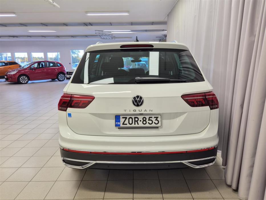 VOLKSWAGEN Tiguan 2022