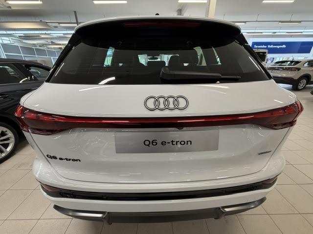 Audi Q6 e-tron 2026
