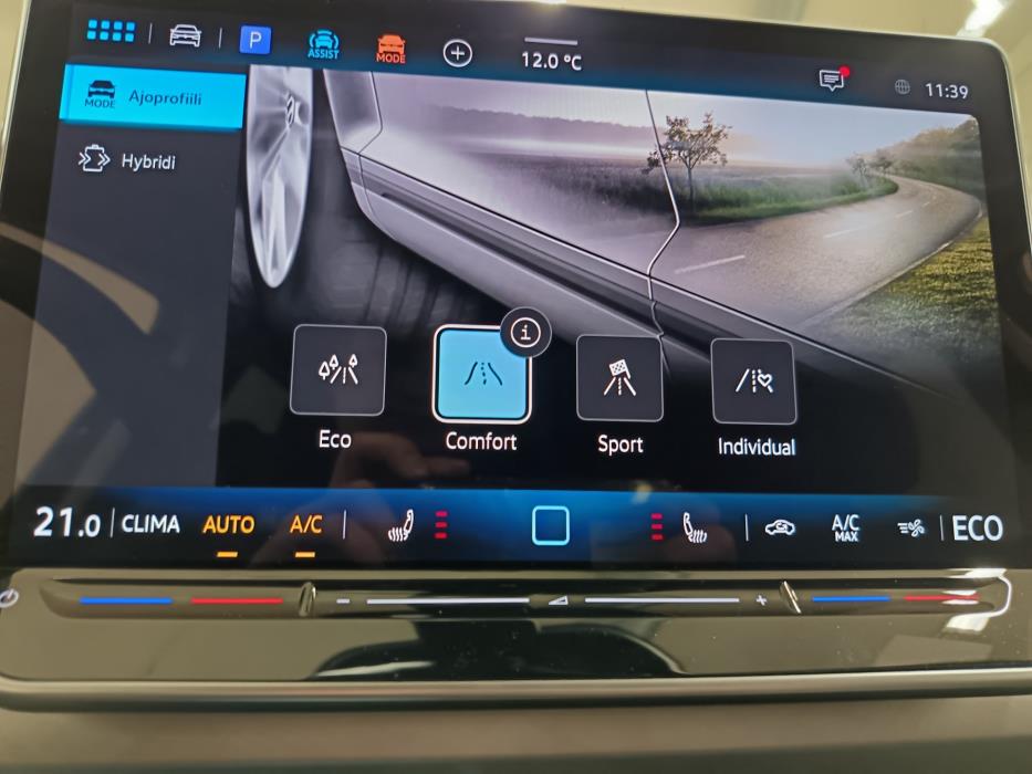 Volkswagen Golf 2025