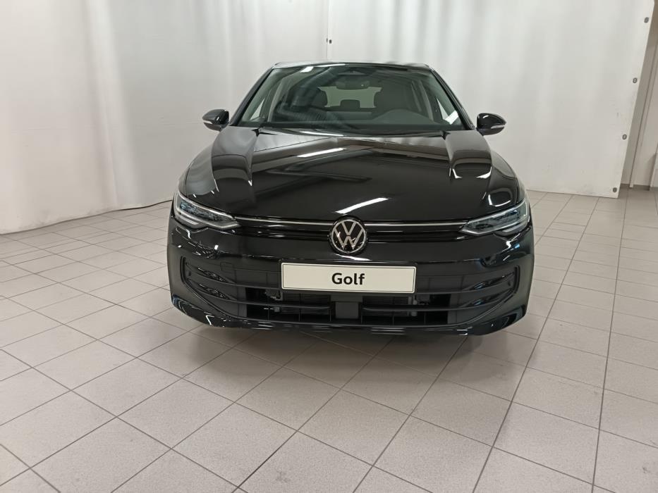 Volkswagen Golf 2025