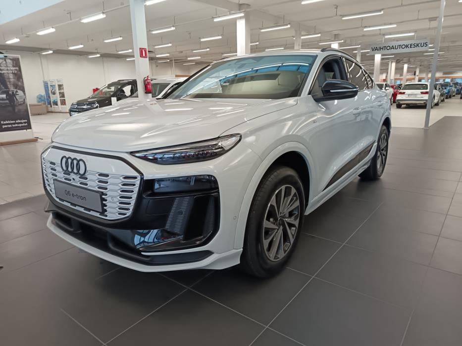 Audi Q6 e-tron 2026