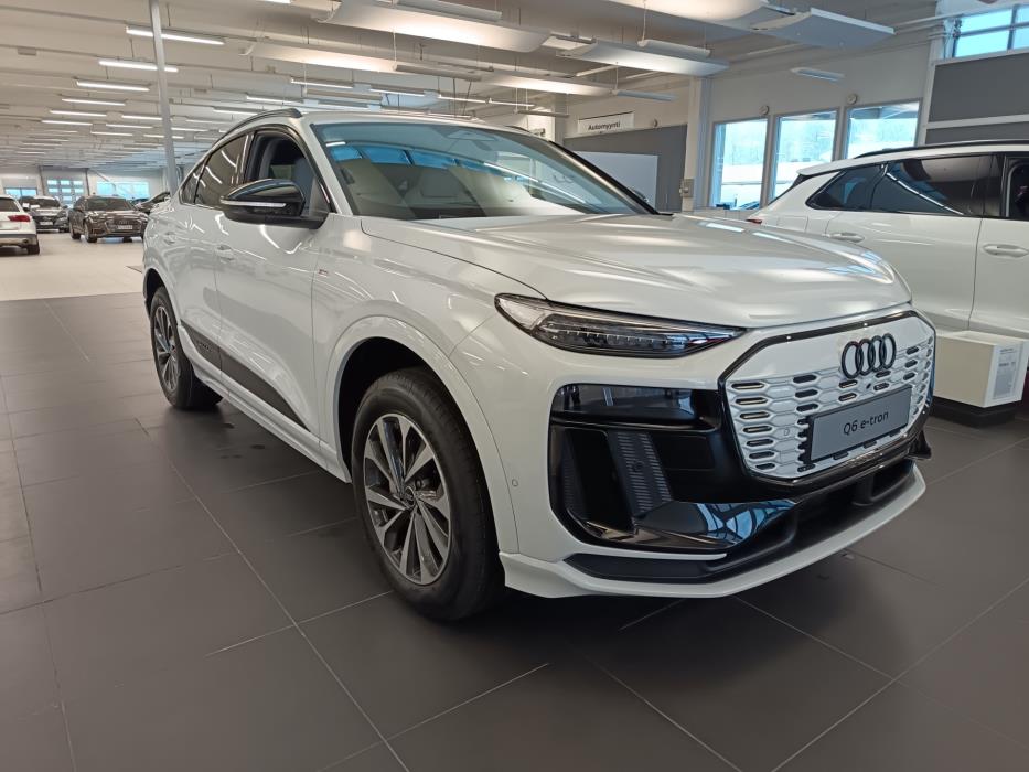 Audi Q6 e-tron 2026