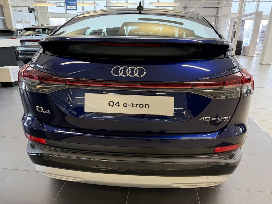 Audi Q4 e-tron 2026