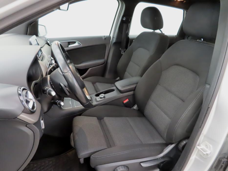 Mercedes-Benz B 2016