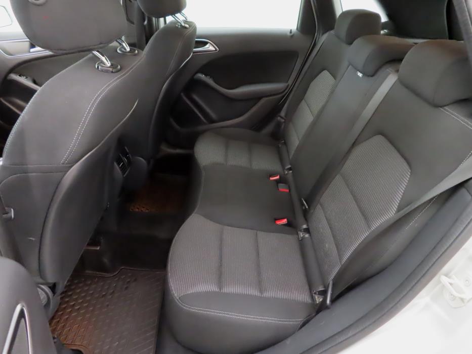 Mercedes-Benz B 2016