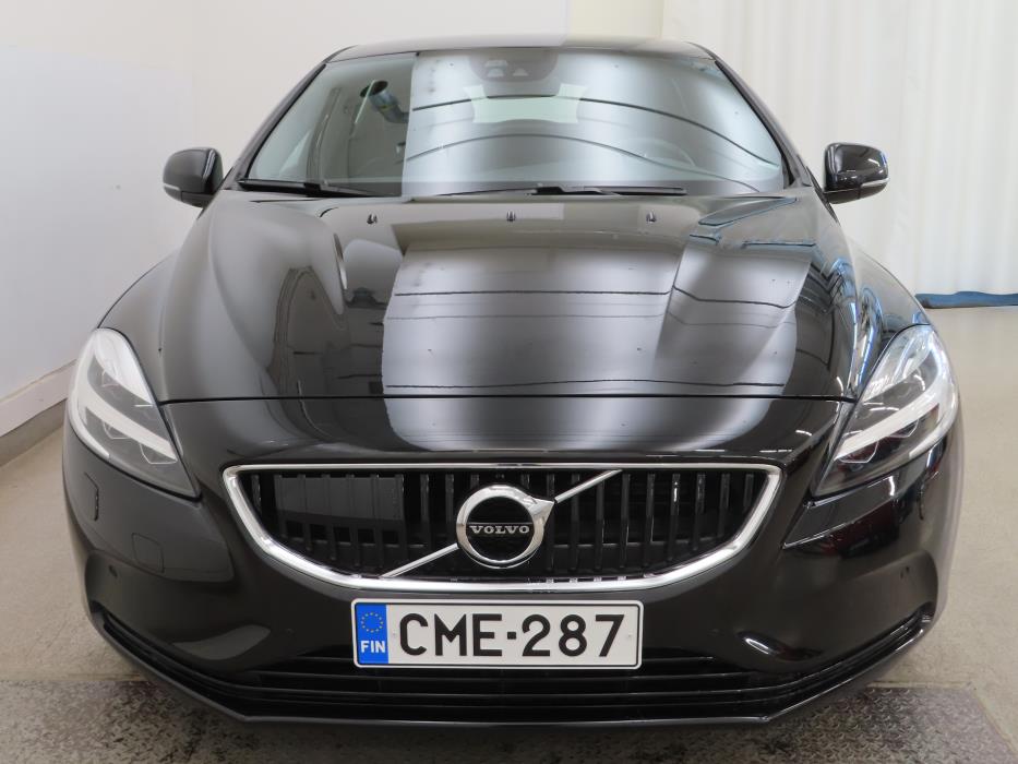 Volvo V40 2019