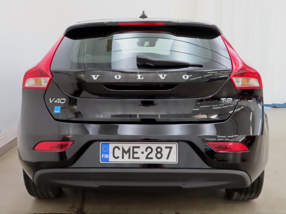 Volvo V40 2019