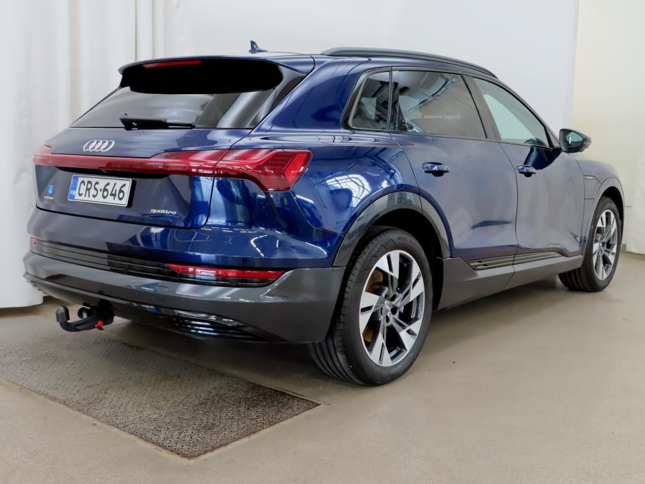 AUDI e-tron 2020