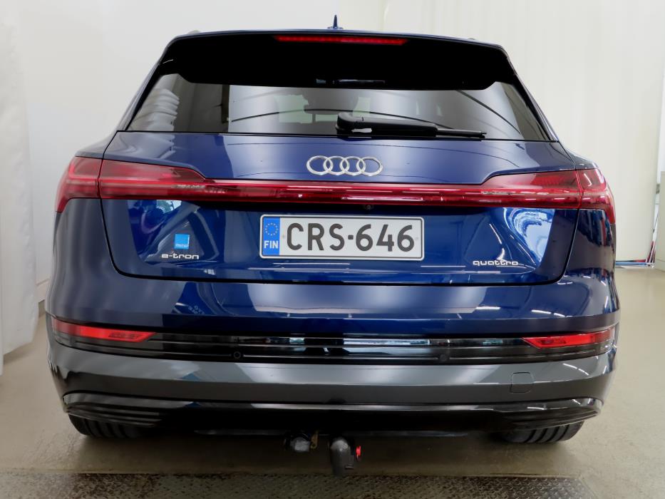 AUDI e-tron 2020