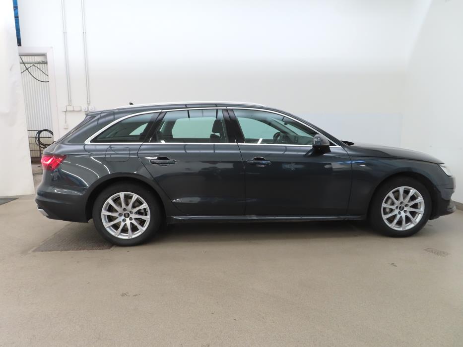 Audi A4 2024
