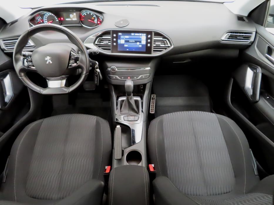 Peugeot 308 2015