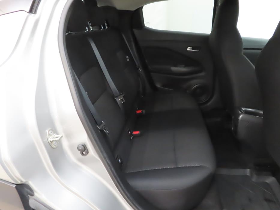NISSAN Juke 2021