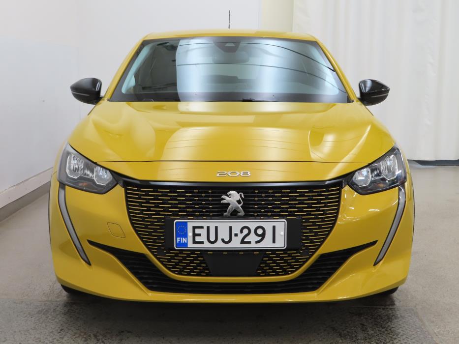 Peugeot e-208 2022