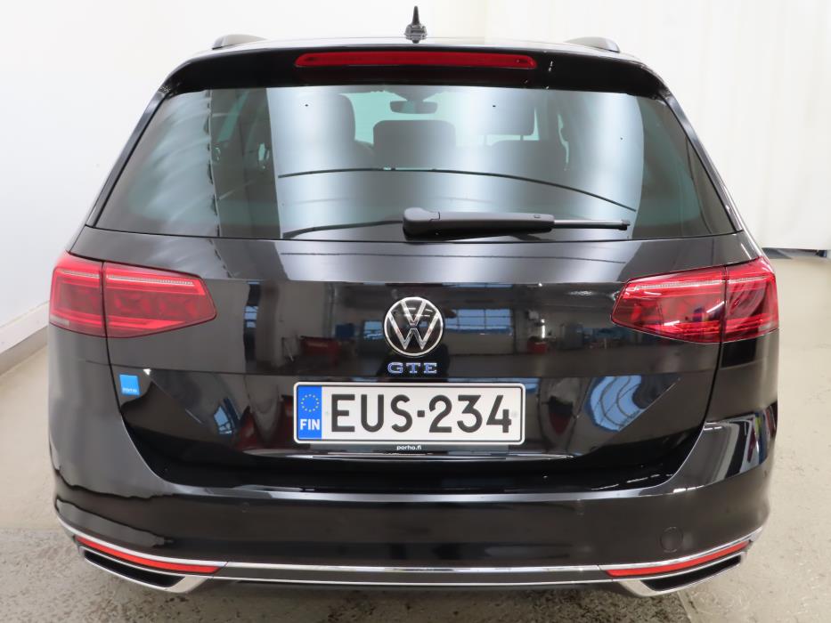 Volkswagen Passat 2023