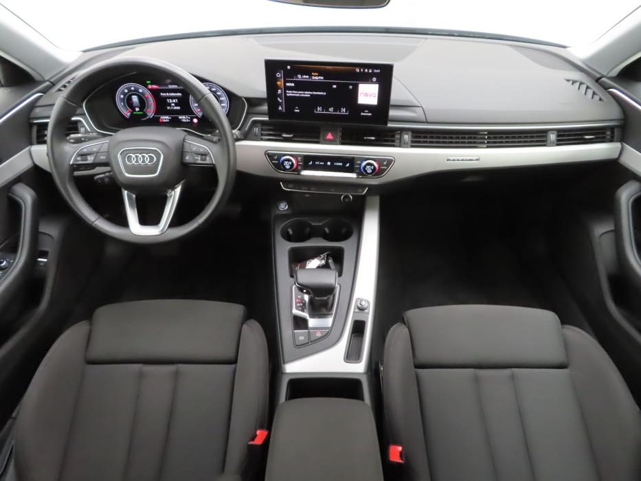 Audi A4 2024