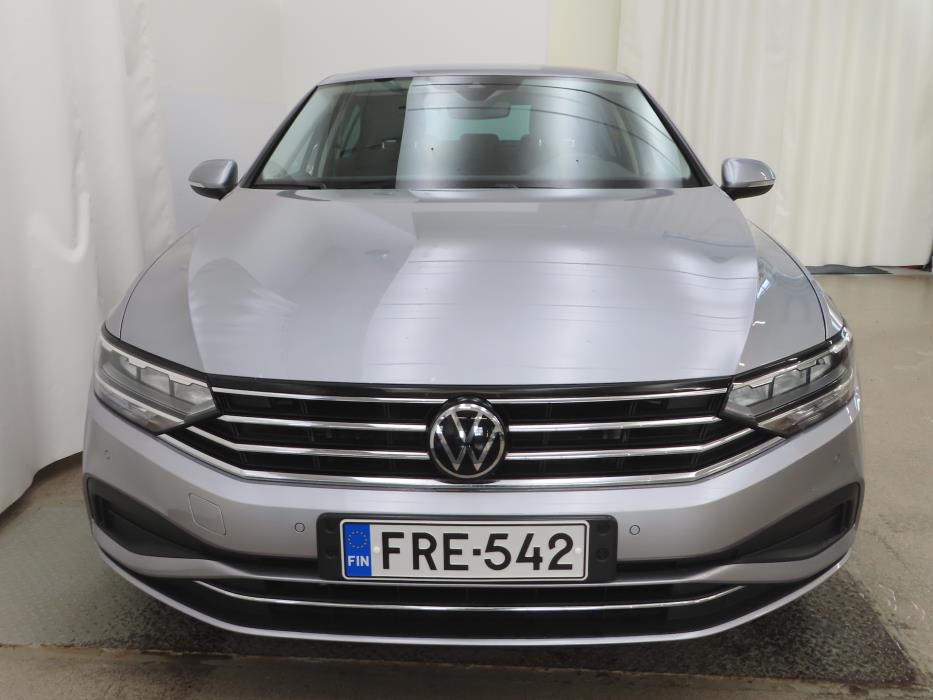 Volkswagen Passat 2021