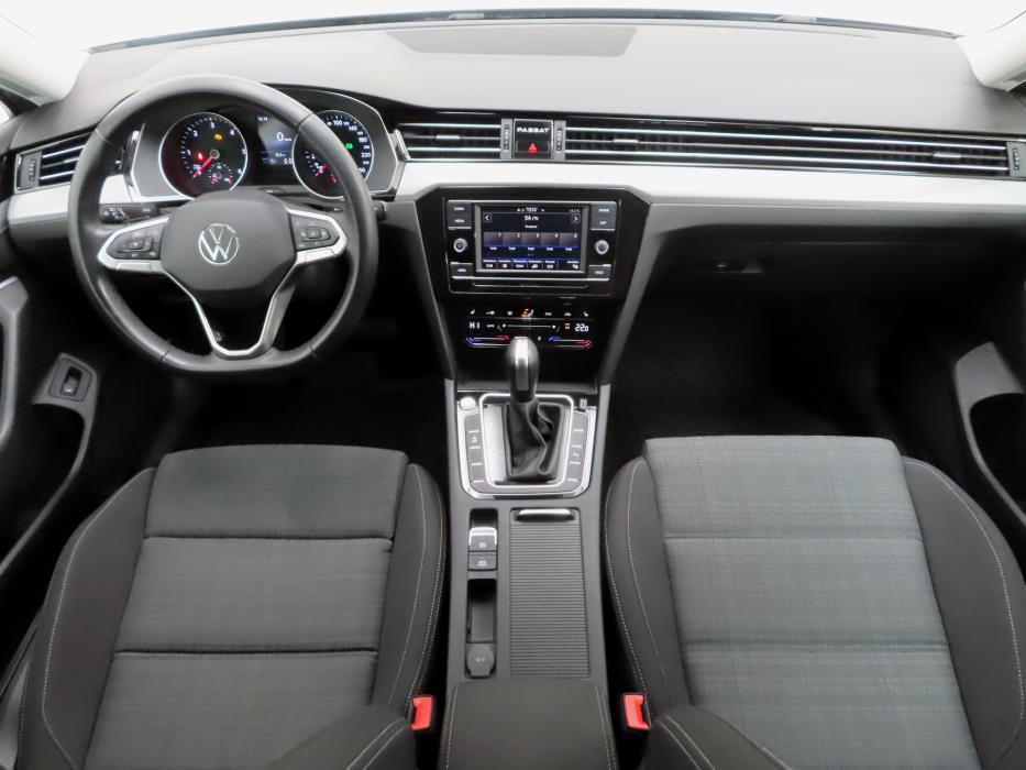 Volkswagen Passat 2021