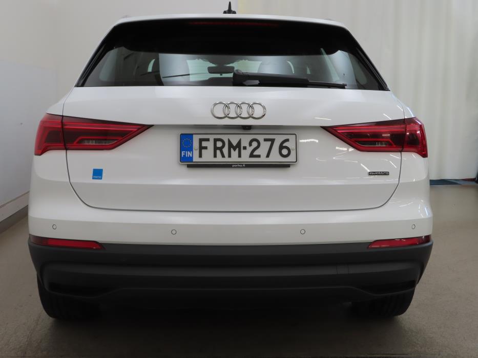 AUDI Q3 2024