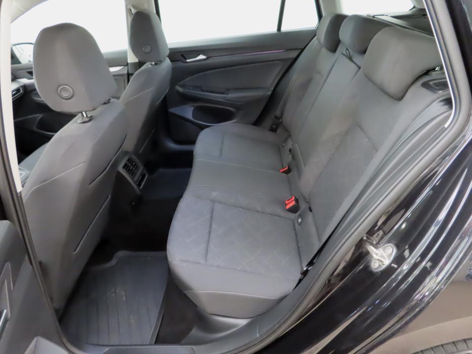 Volkswagen Golf 2024
