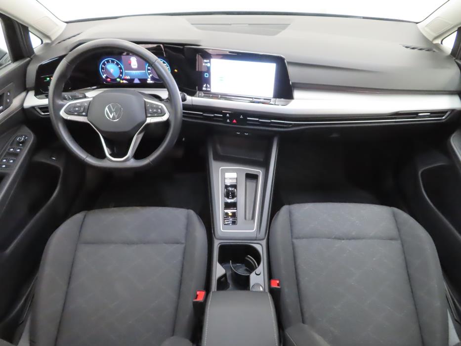 Volkswagen Golf 2024