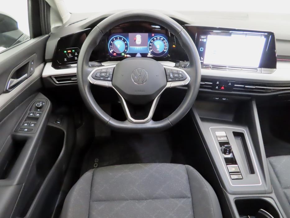 Volkswagen Golf 2024