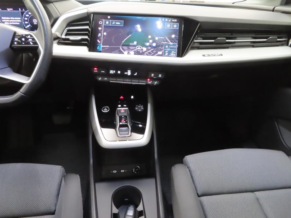 Audi Q4 e-tron 2023