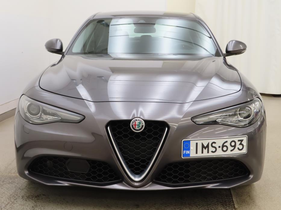 Alfa Romeo Giulia 2017