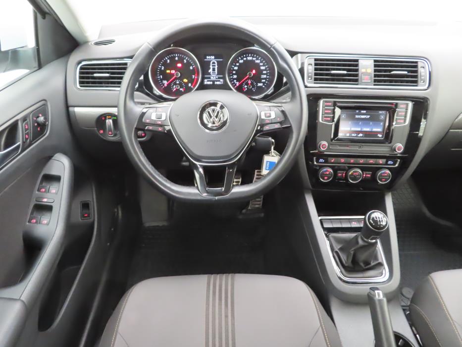Volkswagen Jetta 2016