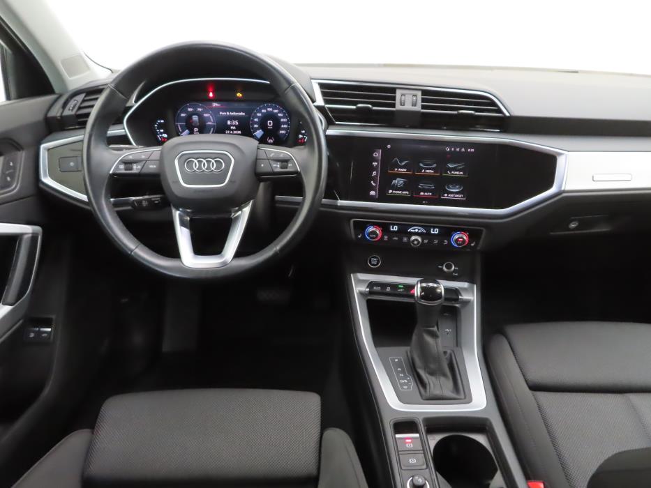 Audi Q3 2021