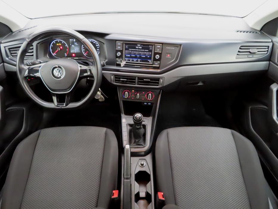 VOLKSWAGEN Polo 2020