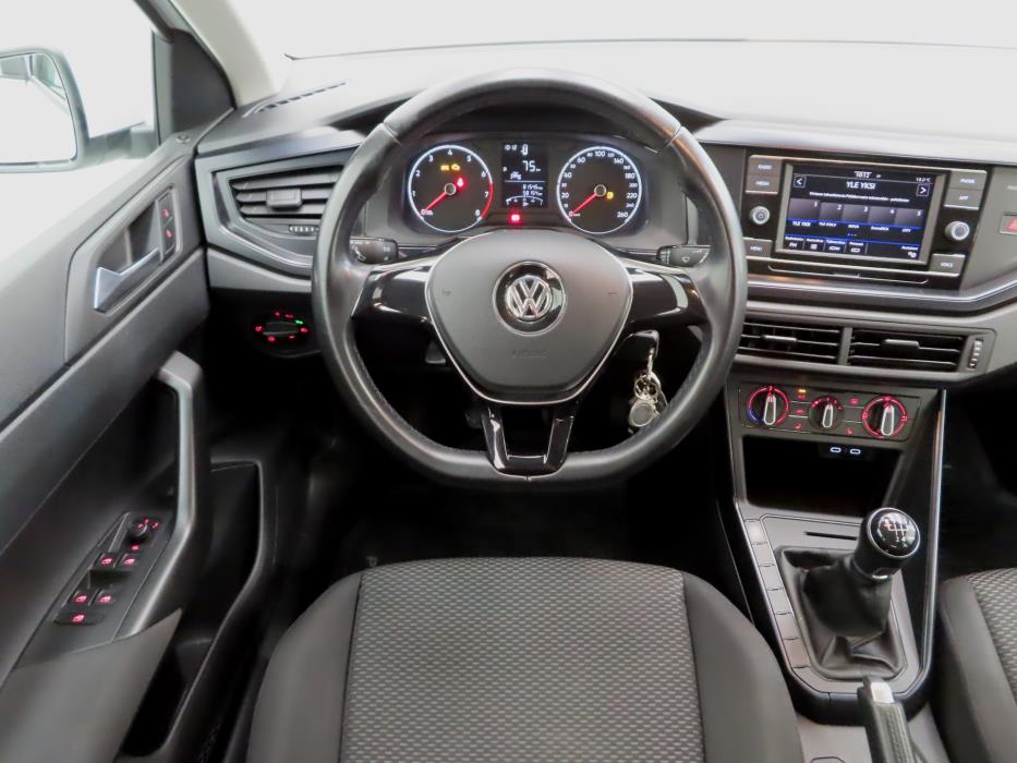 VOLKSWAGEN Polo 2020