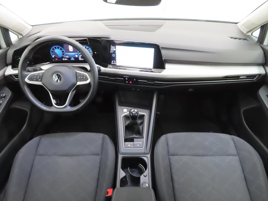 Volkswagen Golf 2021
