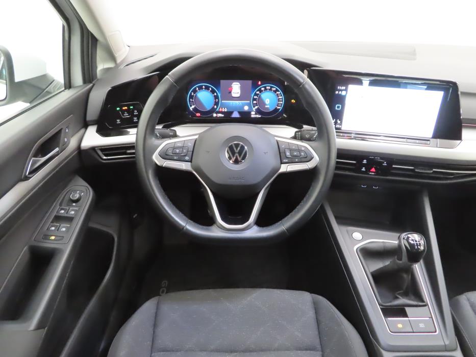 Volkswagen Golf 2021