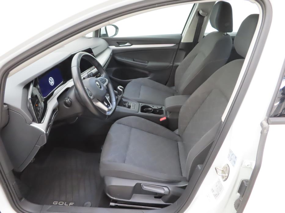 Volkswagen Golf 2021