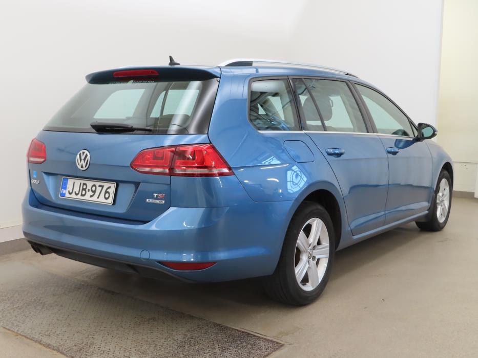 VOLKSWAGEN Golf 2013