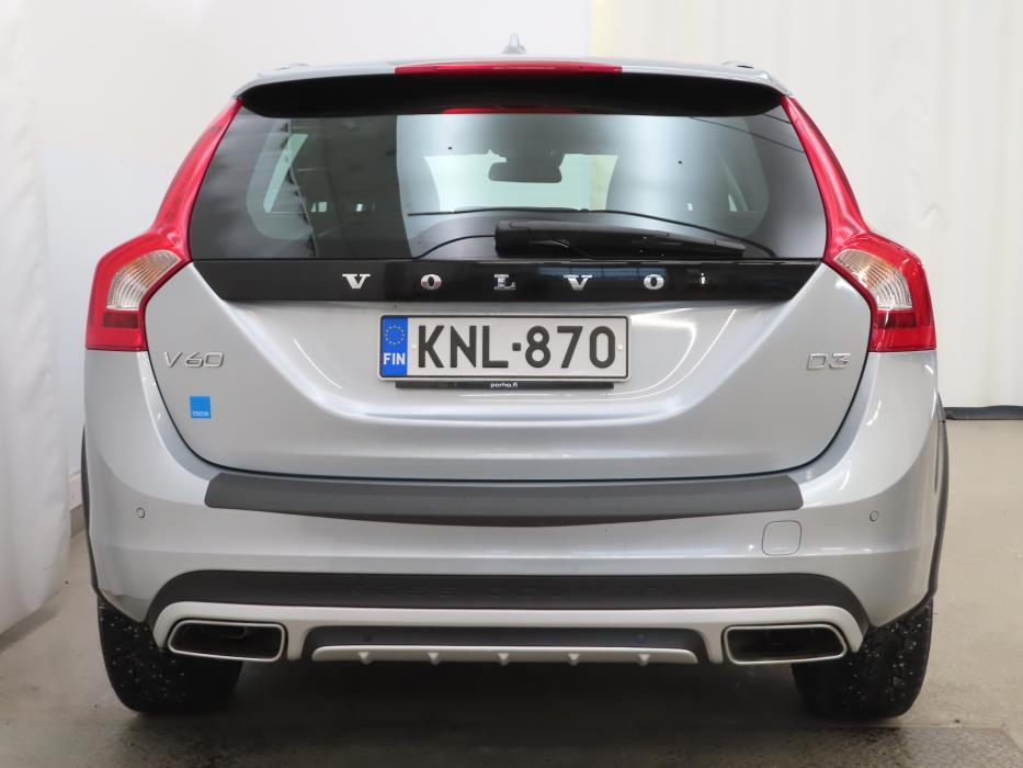 Volvo V60 Cross Country 2016