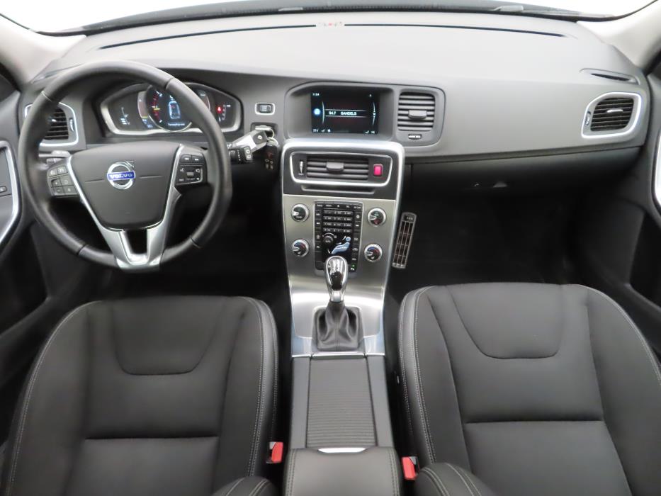 Volvo V60 Cross Country 2016