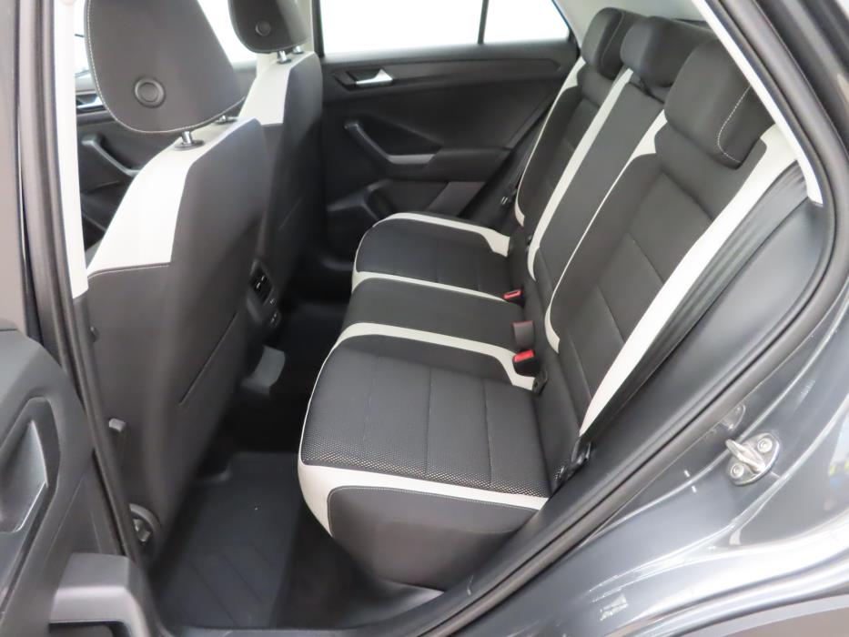 Volkswagen T-Roc 2021