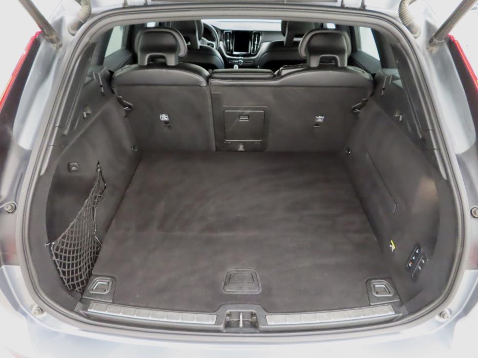 VOLVO XC60 2018