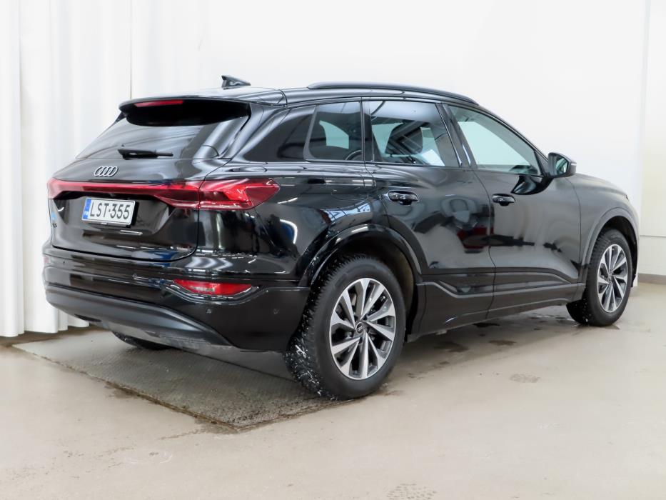 Audi Q6 e-tron 2025