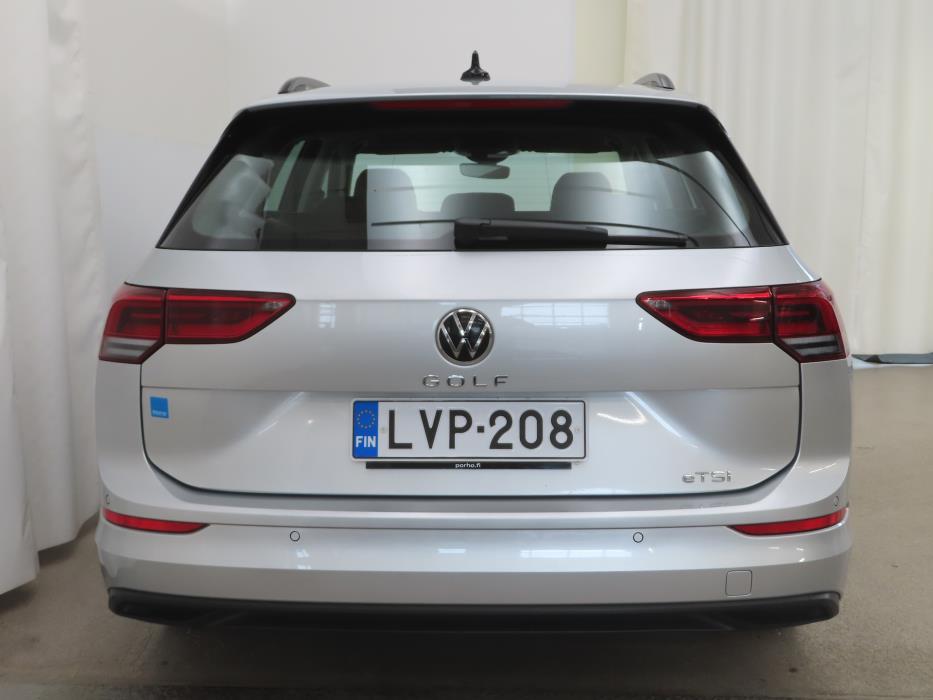 Volkswagen Golf 2024