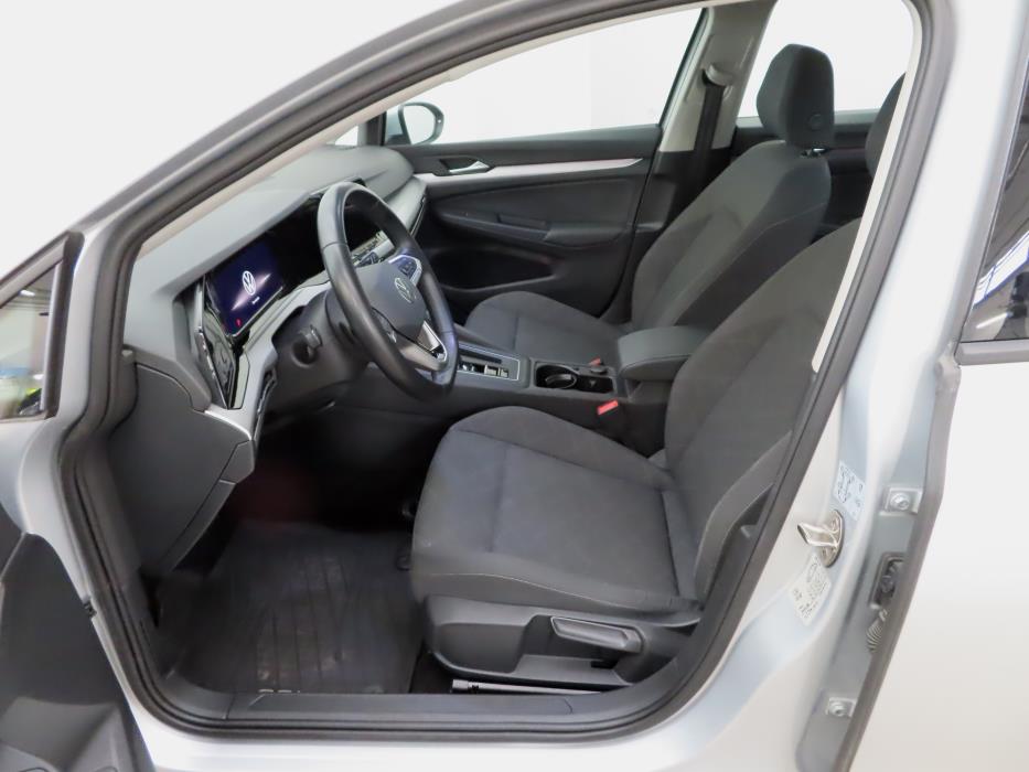Volkswagen Golf 2024