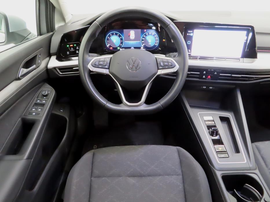 Volkswagen Golf 2024