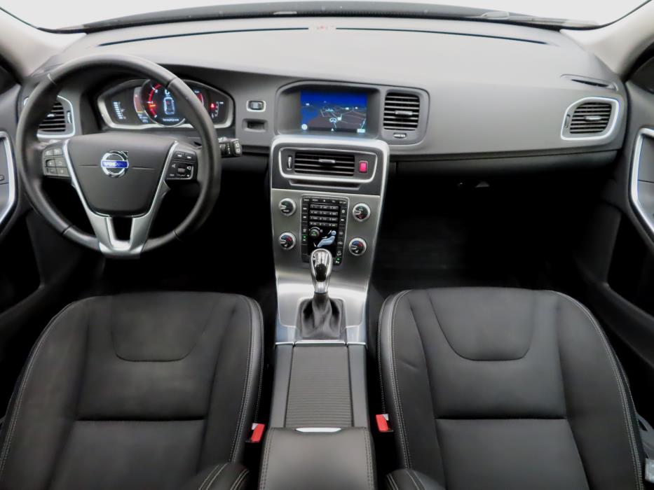 Volvo V60 Cross Country 2016