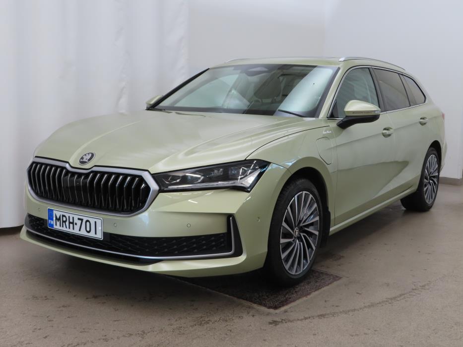 SKODA Superb 2024
