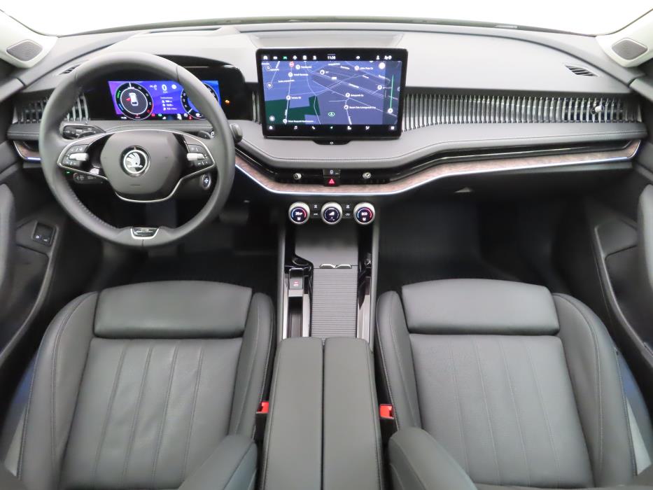 SKODA Superb 2024