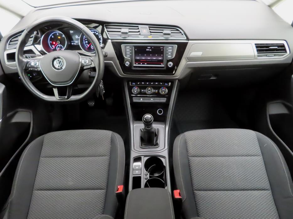 Volkswagen Touran 2016